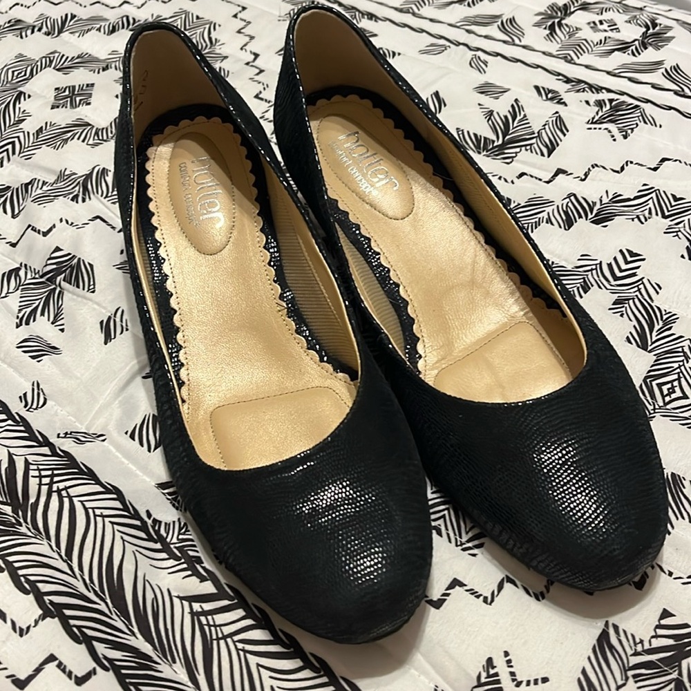 Hotter Comfort Concept Heels Size 8 1/2 in Black